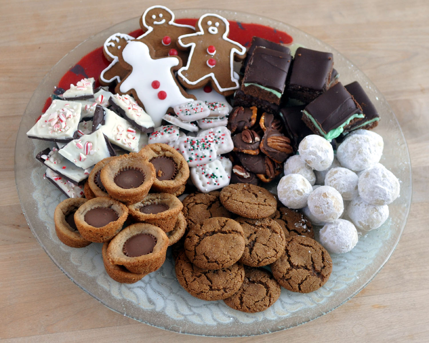 christmas cake plates